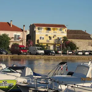 Renjak Lägenhet